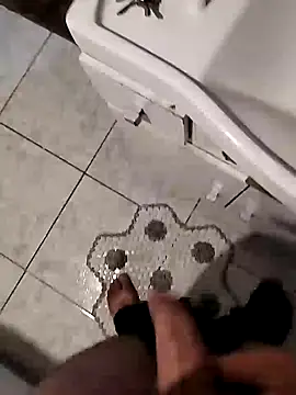 danielsafado222 online show from 31, 1, 2025