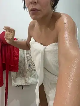 Snapshot of valecruz903 chatting on 22, 2, 2025 valecruz903 online show from 22, 2, 2025