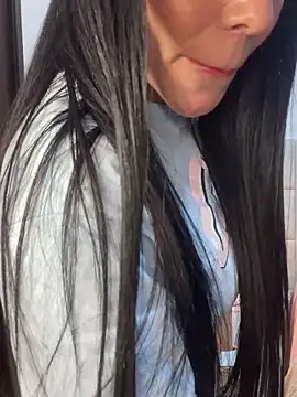 Snapshot of valecruz903 chatting on 14, 9, 2025 valecruz903 online show from 14, 9, 2025