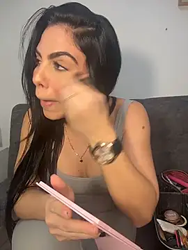 Snapshot of valecruz903 chatting on 15, 11, 2025 valecruz903 online show from 15, 11, 2025