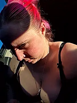 Snapshot of Sexysanny900 chatting on 1, 3, 2026 Sexysanny900 online show from 1, 3, 2026