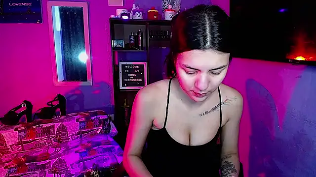 Snapshot of IsisRouse chatting on 26, 11, 2025 IsisRouse online show from 26, 11, 2025