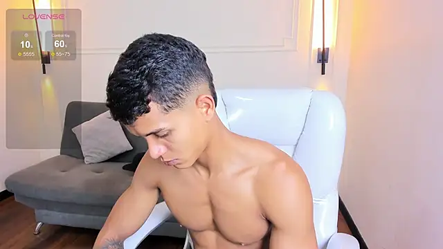 Snapshot of Paradise_boy_s chatting on 19, 11, 2025 Paradise boy s online show from 19, 11, 2025