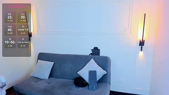 Snapshot of Paradise_boy_s chatting on 21, 10, 2025 Paradise boy s online show from 21, 10, 2025