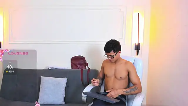 Paradise boy s online show from 21, 5, 2026