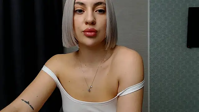 hot-sasha9 online show from 6, 2, 2025