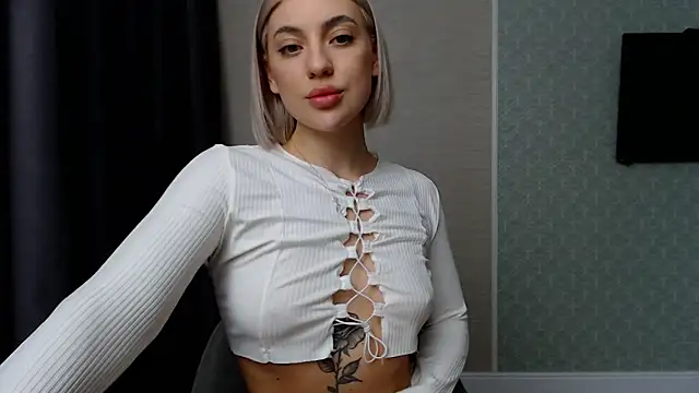 hot-sasha9 online show from 23, 2, 2025