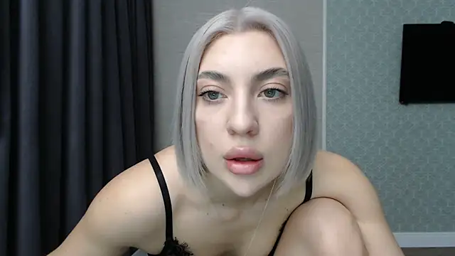 hot-sasha9 online show from 4, 2, 2025