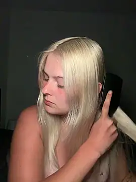 Snapshot of Allylove03 chatting on 3, 5, 2026 Allylove03 online show from 3, 5, 2026