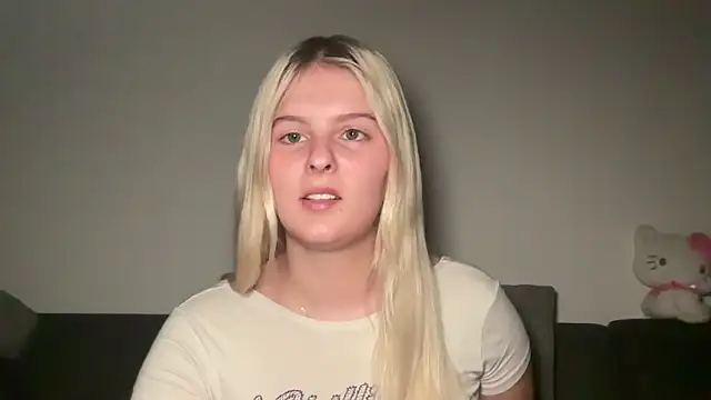 Snapshot of Allylove03 chatting on 15, 7, 2026 Allylove03 online show from 15, 7, 2026