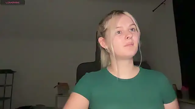 Allylove03 online show from 19, 9, 2025