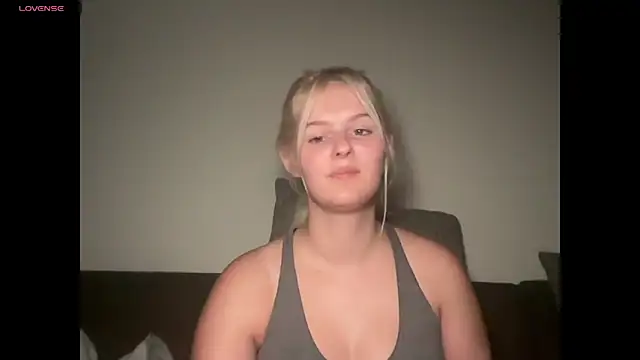 Allylove03 online show from 1, 11, 2025