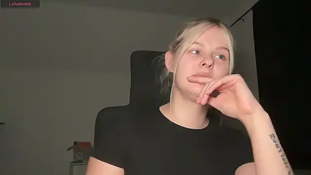 Allylove03 online show from 24, 9, 2025