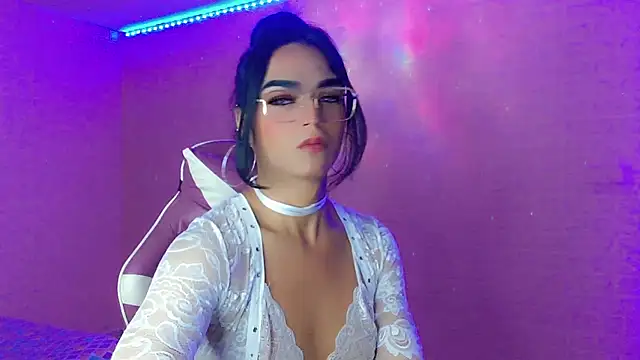 Ms-Zoehans online show from 7, 1, 2026