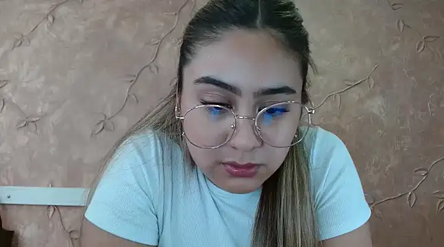 Snapshot of Miabonnett_ chatting on 14, 3, 2025 Miabonnett online show from 14, 3, 2025