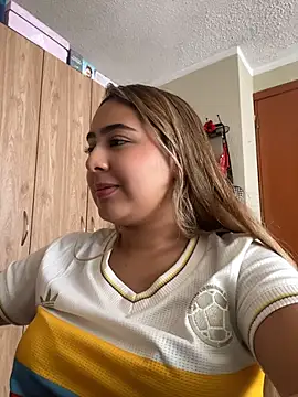 Miabonnett  online show from 3, 7, 2026