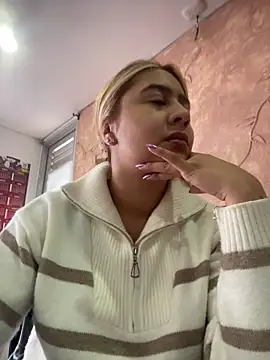 Snapshot of Miabonnett_ chatting on 23, 10, 2025 Miabonnett online show from 23, 10, 2025