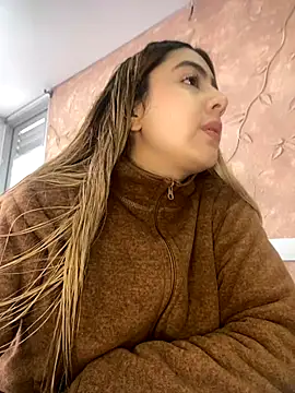 Snapshot of Miabonnett_ chatting on 13, 10, 2025 Miabonnett online show from 13, 10, 2025