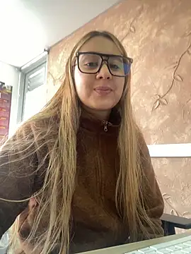 Miabonnett  online show from 16, 12, 2025