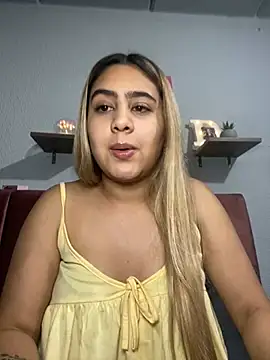 Snapshot of Miabonnett_ chatting on 22, 3, 2025 Miabonnett online show from 22, 3, 2025