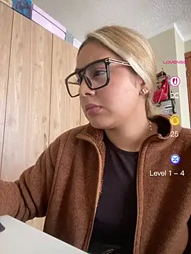 Miabonnett  online show from 29, 4, 2026