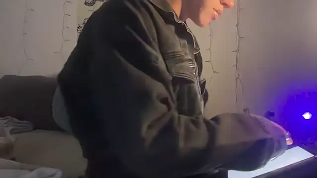 Snapshot of tsjaden777 chatting on 9, 7, 2026 tsjaden777 online show from 9, 7, 2026