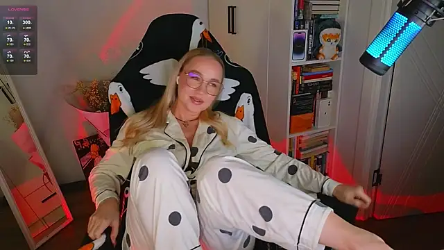 Emili1- online show from 9, 9, 2025