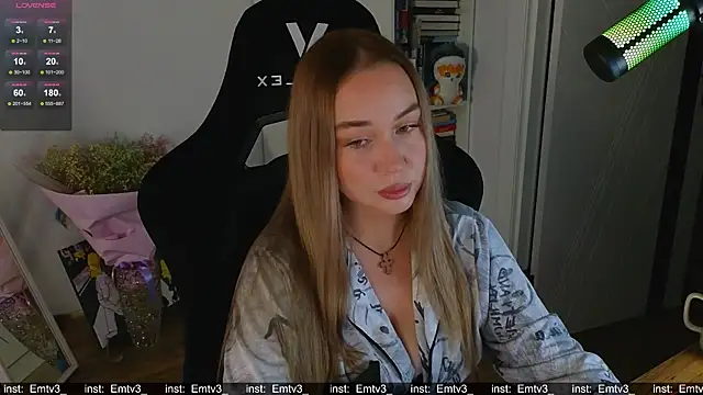 Emili1- online show from 28, 11, 2025