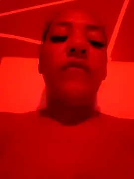 Grazzy85 online show from 6, 12, 2024