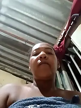 Grazzy85 online show from 10, 2, 2025