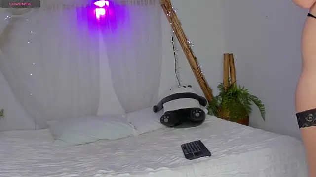  RedMoon online show from 9, 1, 2026