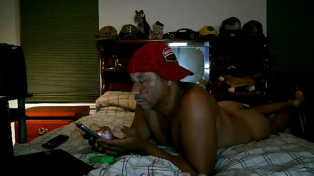 Snapshot of pimpdaddy4ever chatting on 18, 7, 2026 pimpdaddy4ever online show from 18, 7, 2026