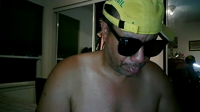 Snapshot of pimpdaddy4ever chatting on 11, 6, 2026 pimpdaddy4ever online show from 11, 6, 2026