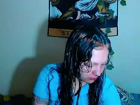 Snapshot of sweetiee_mary chatting on 14, 12, 2025 sweetiee mary online show from 14, 12, 2025