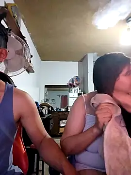 Snapshot of Carandrew chatting on 4, 10, 2025 Carandrew online show from 4, 10, 2025