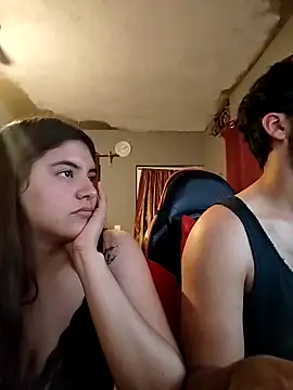 Snapshot of Carandrew chatting on 4, 3, 2026 Carandrew online show from 4, 3, 2026