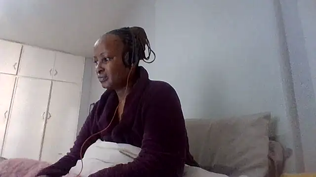BabeAssXX online show from 29, 6, 2026