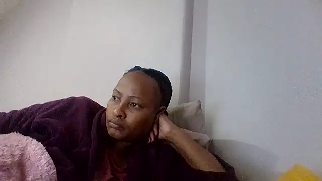 BabeAssXX online show from 18, 7, 2026