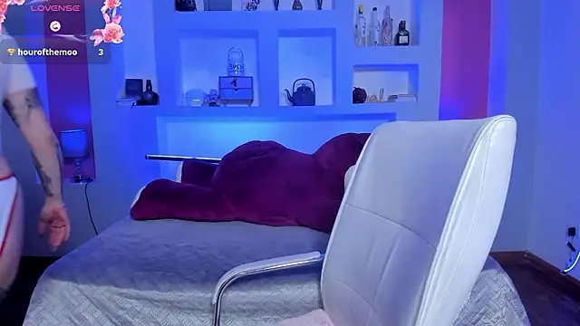 ViolettaBaker  online show from 10, 3, 2026