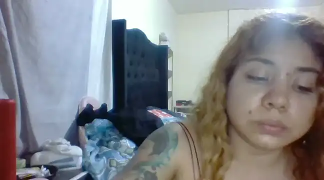 Jennxdolls online show from 28, 1, 2025