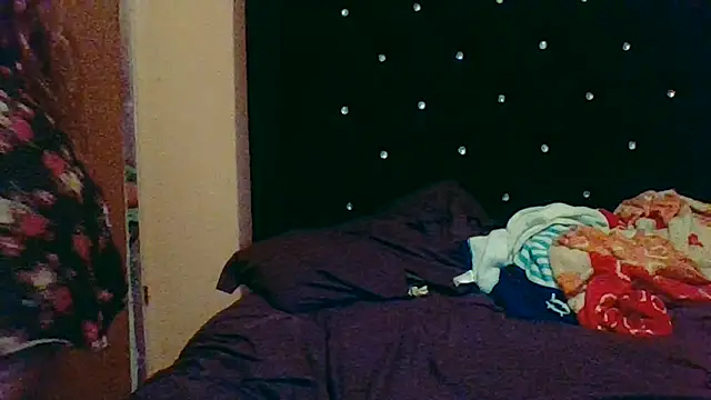Jennxdolls online show from 3, 6, 2026