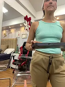 Vicky  skinny  online show from 18, 12, 2024