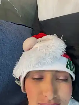 Vicky  skinny  online show from 21, 12, 2024