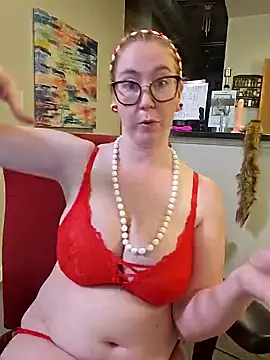 littlelustlamb online show from 9, 9, 2025