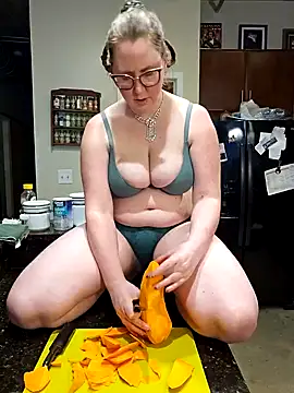 littlelustlamb online show from 6, 12, 2024