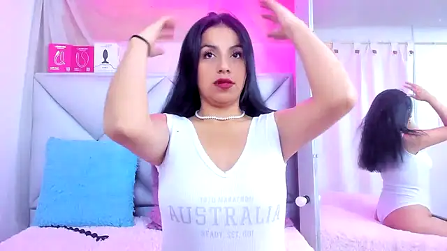 Snapshot of Emma_collins23 chatting on 20, 6, 2026 Emma collins23 online show from 20, 6, 2026