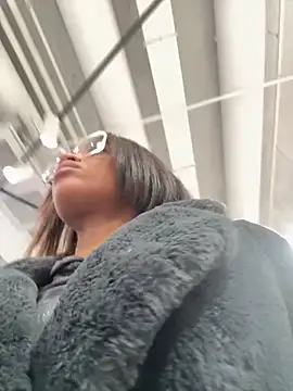 Black Dolll online show from 20, 11, 2025