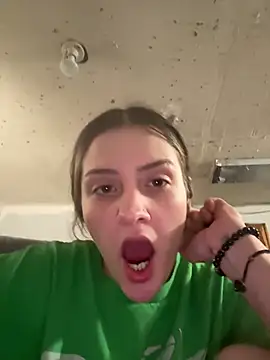 emilysue1 online show from 2, 3, 2025