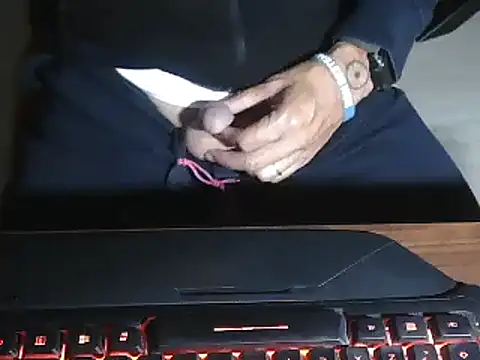 Adri gard online show from 2, 10, 2025