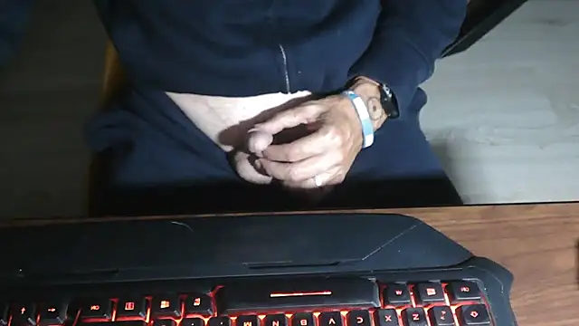 Adri gard online show from 4, 10, 2025